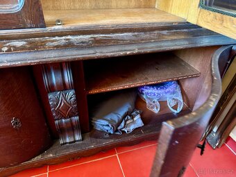 TOP-Luxusní starožitná vitrína, 1. Republika - 13