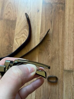 Nový dárkový set opasků BANDI - hnědý kožený, vínový pružný - 13