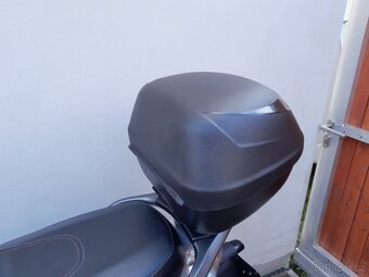 Piaggio Beverly 300 ABS, 2018, moc pěkný stav, ZIMNÍ CENA - 13