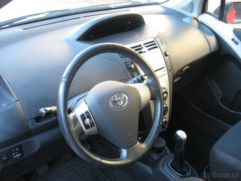 TOYOTA YARIS 1.0 - 13
