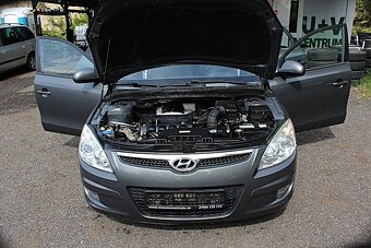 Hyundai i30 - 13