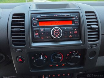Nissan Navara 2.5 dCi Double Cab XE 4X4 - 13