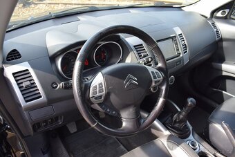 Citroën C-Crosser 2,2HDi PR.SERVIS,TOP STAV - 13