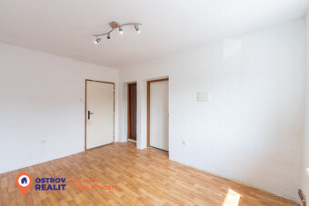 Prodej, rodinný dům, 311m2, 679 m2, Hluk - 13