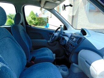 TOYOTA YARIS VERSO 1.3 63kW BENZIN - 13