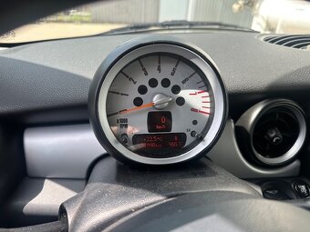 MINI COOPER COMBI CLUBMAN - 13