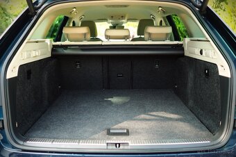 SUPERB COMBI 2.0 TDi DSG,5/2019,164tis.km,LED,Ťažné,Výhrev - 13