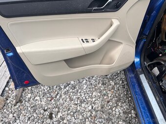Škoda Rapid 1.2TSI 81 kW Scoutline - 13