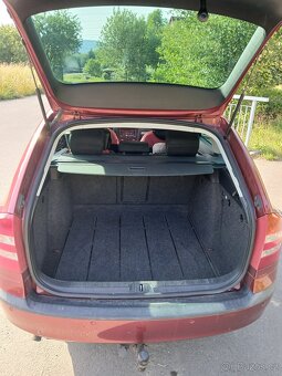 Škoda Octavia II Combi 1.6 MPI - 13