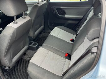 Škoda Fabia II facelift 1.2i/44kW 2010 95tis. km - 13