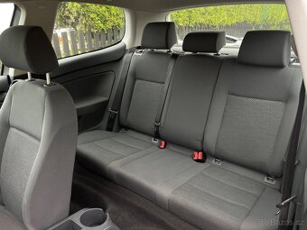 VW Golf 1,4i 55kW - 13
