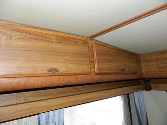 Dvouosý karavan Hymer Eriba - 13