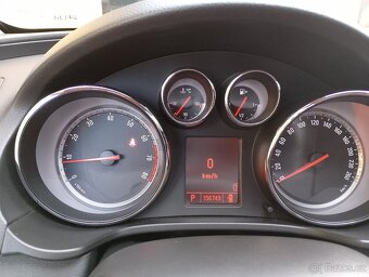 Opel Insignia 2.0T 4x4 automat - 13