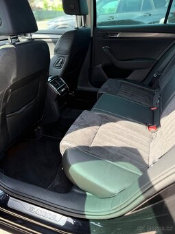 Škoda Superb 3 COMBI 2.0tdi ALCANTARA/WEBASTO/CANTON/MATRIX - 13