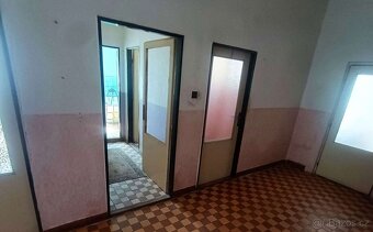 RD Jindřichův Hradec - Lodhéřov + stavební parcela - 13