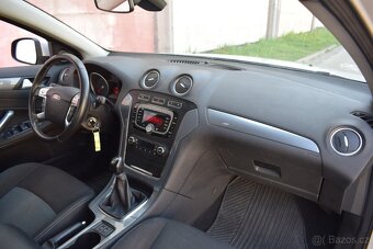 Ford Mondeo 2.0i/2010/MANUÁL/TAŽNÉ/AUT-AC/ - 13