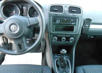 Volkswagen Golf 1,6 TDI 77kW GOLF 6 Serviska nafta - 13
