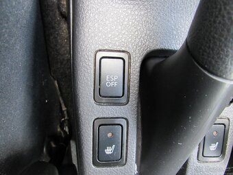 Suzuki SX4 1.6i 88kW 4x4, 1.majitel, serviska, nová STK - 13