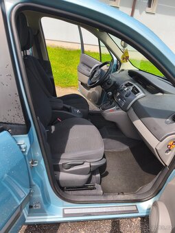 Renault grand Scénic 1.9 dci, 96 kW, rv. 2007, 7 míst - 13