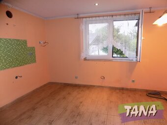 Prodej zemědělské usedlosti, dům o dispozici 4+1, vejminek, - 13