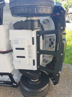 Dětské elektrické auto - 13