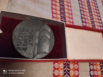 Plakety s medajle - 13