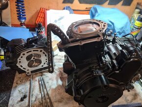 Kawasaki klr 600 - 13