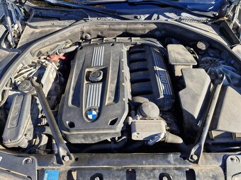 BMW 523i manuál, CZ, velký servis, NAVI, PDC - 13