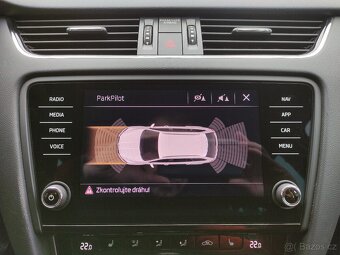 Škoda Octavia III TSi Style FullLED NAVI SENZORY TAŽNÉ - 13