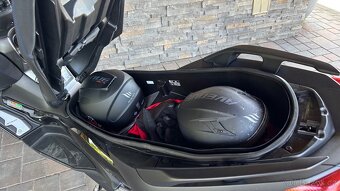 Yamaha Xmax 300 - 13