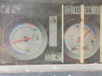 Pásový bagr HITACHI ZX210 LC-3 - 13