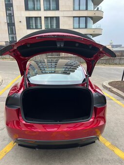 Tesla Model 3 PERFORMANCE 06/2024 Super Red - 13