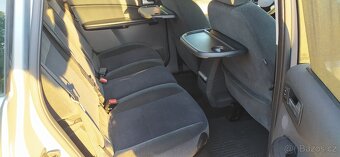 FORD FOCUS C-MAX 2,0TDCi98kw,rv4/2005,GHIA,ALU,2.MAJITELKA - 13
