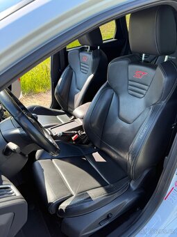 Ford Focus ST 2.0 TDCI 136 kW RECARO - 13