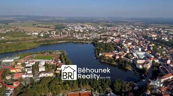 Mezonet  3+1 109 m², zahrada s pergolou a krbem, garáž na uz - 13