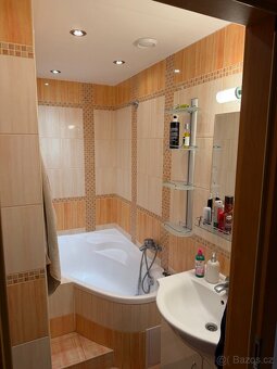 PRONÁJEM BYTU 2+1, 60 m2 s balkonem - 13