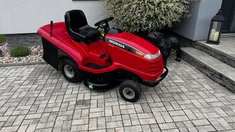 Honda 2315 zahradní traktůrek,traktor 2 VÁLCE - 13