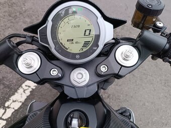 Prodám CFMOTO CL-X 700 Sport ZÁNOVNÍ 1.maj, 13tKm TOP - 13