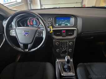 Volvo V40 2,0i 90kW T2 - 13