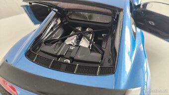 Model Audi R8 Performance 1:18 Keng Fai / NZG. - 13