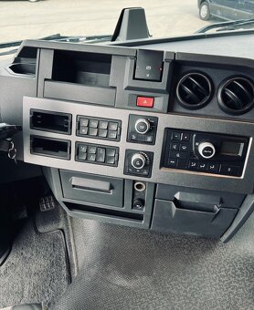 RENAULT T STANDART AUTOMAT EUR VI Tahač návěsů - 13