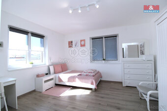 Prodej rodinného domu, 177 m², zahrada 667 m², Veleň - 13