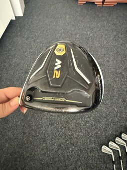 Sada použitých golfových holí včetně bagu - 13