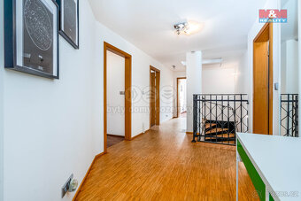Prodej rodinného domu 299 m², pozemek 1751 m², Kamenice - 13