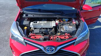 Toyota Yaris hybrid, rv 2015 - 13