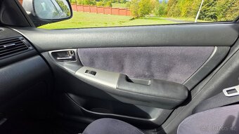 Toyota Corolla - 13