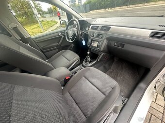 Caddy Maxi 5 míst 4x4 2,0 Tdi 90kW multifunkční volant - 13