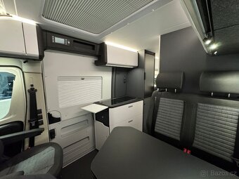 ADRIA TWIN SPORTS 640 SGX, TOP vestavba - 13