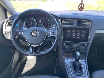 Prodám VW E-Golf elektrický - 13