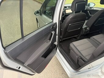 VW Touran 2.0TDi r.v.2020 manuál 110kw panorama el. tažné - 13